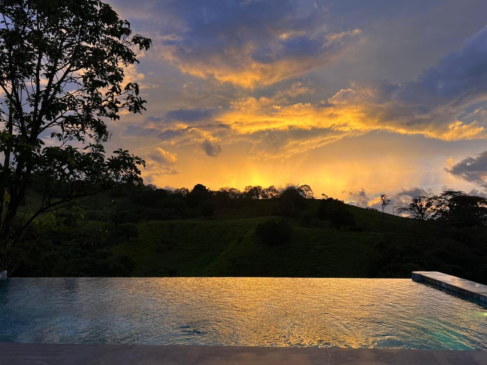 Chateau Arenal Hotel & Restaurante El Castillo Buitenkant foto
